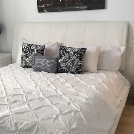 Apartments At Sian Residences Холандейл Бийч Екстериор снимка