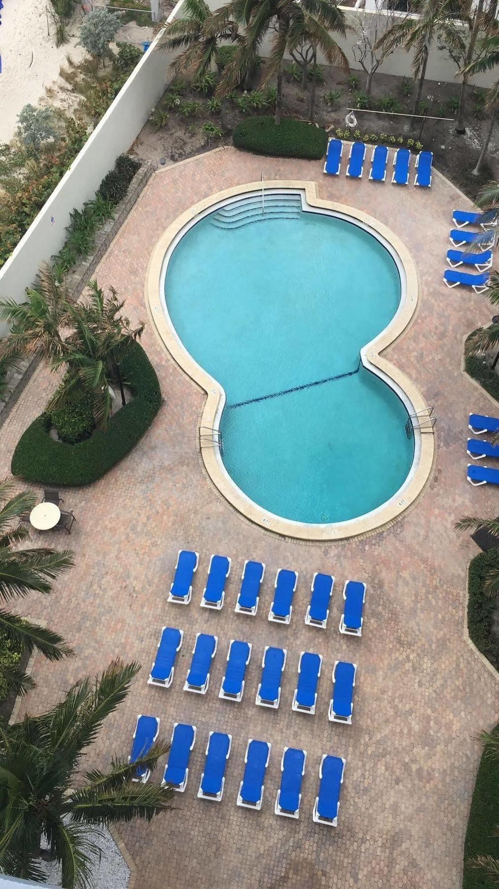 Apartments At Sian Residences Холандейл Бийч Екстериор снимка